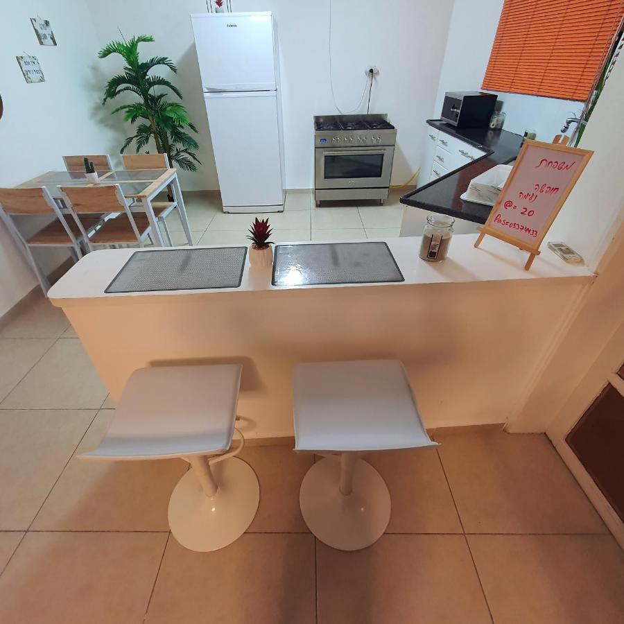 Barak Royal Suites 20 Garden Jacuzzi - ג'קוזי בחצר Ejlat Exteriér fotografie